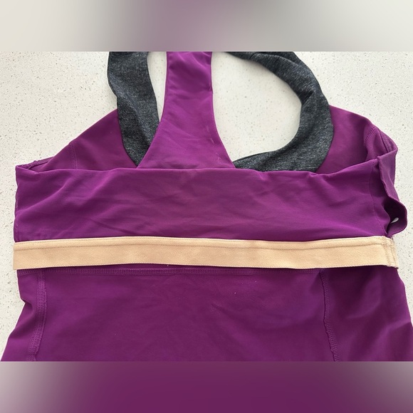 Lululemon Women’s Tank Top- Size 8 - Picture 9 of 9